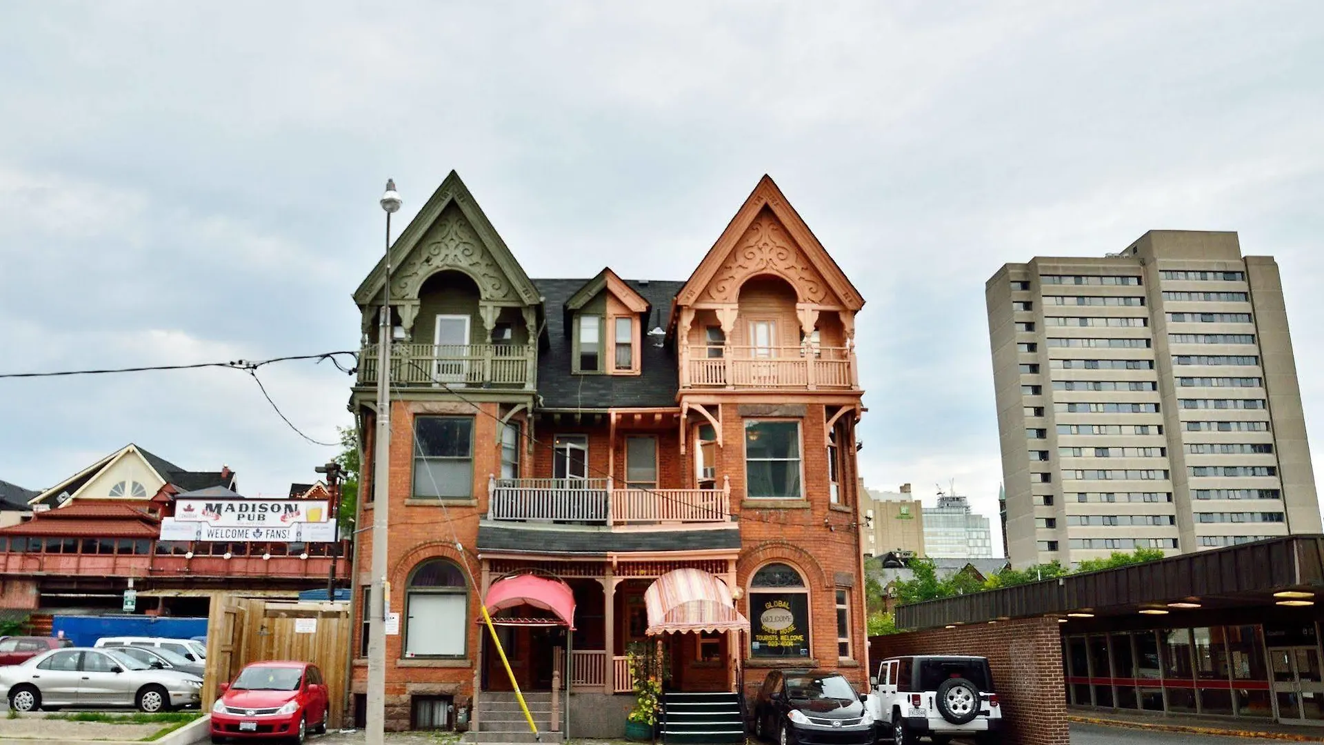 Global Guest House Toronto Canada